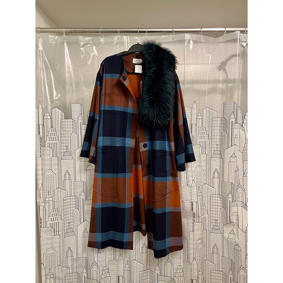 Brand new Tanya Taylor thin wool coat with real silver fox fur - Picture 4 of 5